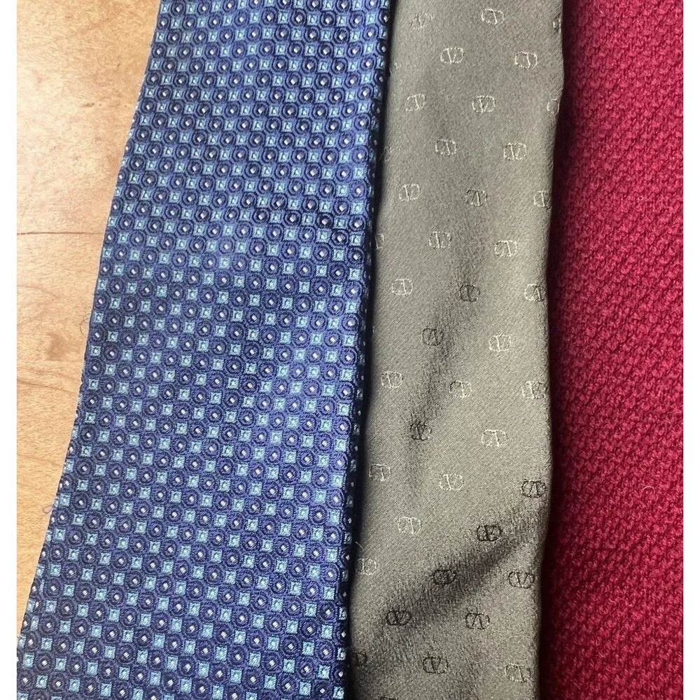LOT OF 11 Designer Italian Men’s Neck Ties Armani Emilio Pucci Valentino Etro